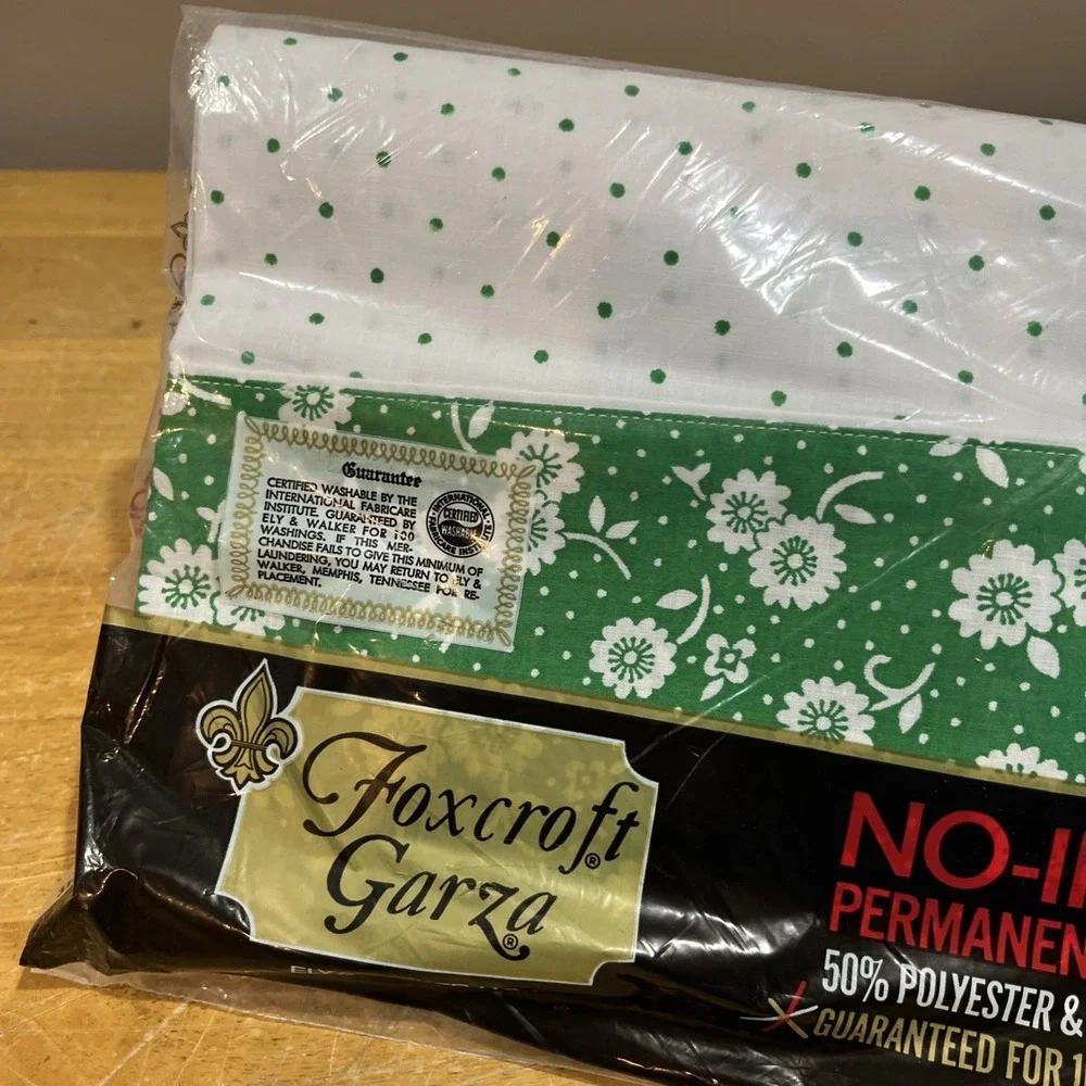 Foxcroft Garza product vintage